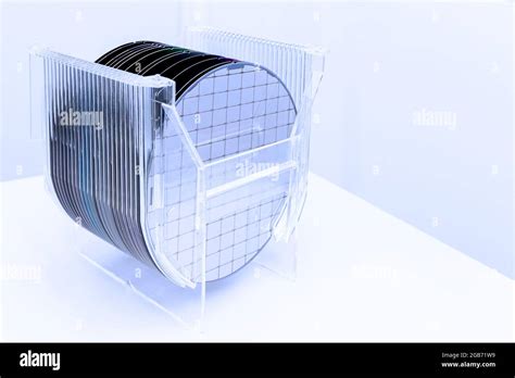 How to Make Computer Chip Wafers 的图像结果