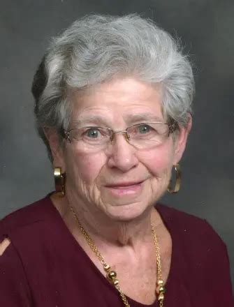 Dubuque, IA Obituaries | Hoffmann Funeral Home in Dubuque