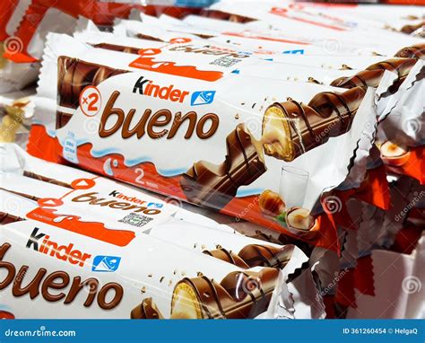 Kinder Bueno Chocolate Bar Editorial Image | CartoonDealer.com #85605404