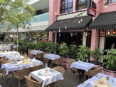 30 Best Outdoor Restaurants, Patios and Cafes in Chicago