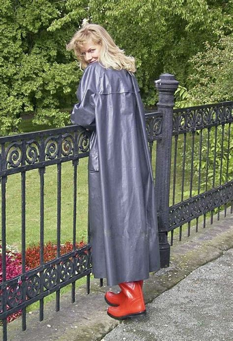 Pin by Kathleen Rohr on Schnellgemerkte Pins | Rainwear girl, Rainwear ...