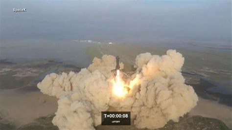 Rocketship Exploding 的图像结果