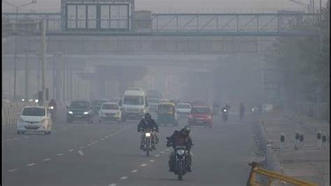 Delhi’s AQI drops to ‘poor’ as mercury dips to 7.8°C, wind speed slows