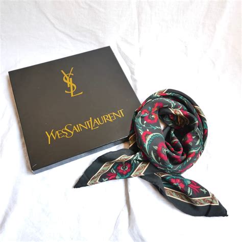 YSL "Black×Red Flower" Scarf -with Box- | CARBOOTS