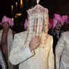 The groom Abhinav Kohli arrives for his wedding with Shweta Tiwari ...