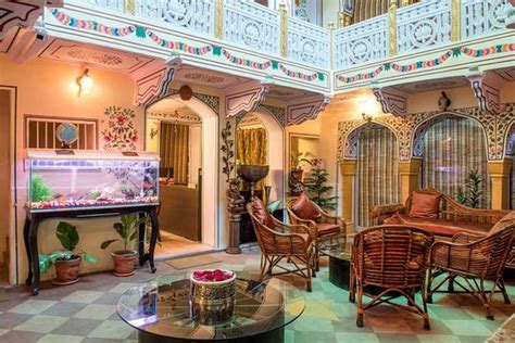 COLLECTION O RAMGANJ NEAR HAWA MAHAL FORMERLY KHANDAKA MAHAL (Jaipur ...