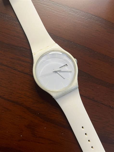 Swatch White Dial (Pre Owned) – watchtopia.in
