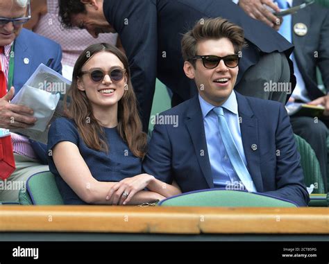 ACTRESS KEIRA KNIGHTLEY WITH HUSBAND JAMES RIGHTON. WIMBLEDON LADIES ...