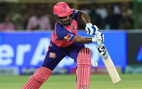 How much money has RR retained Sanju Samson for ahead of IPL 2025 Auction?