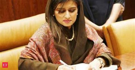 Hina Rabbani Khar compares Indian PM with Raja Pervez Ashraf over ...