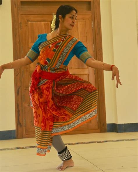 Navya Nair | കുഞ്ഞ് താരപുത്രിക്ക് ചീഫ് ഗെസ്റ്റ് ആയ നവ്യ അൽപ്പനേരം ...