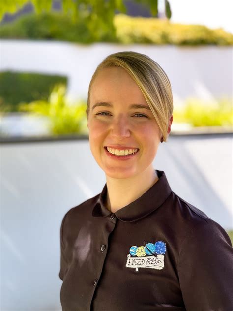 Dr Laura Driessen | Science and Technology Australia