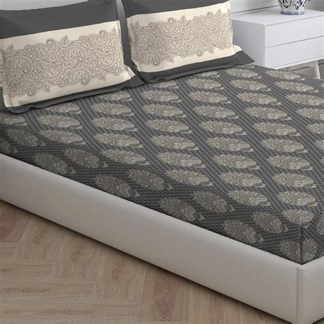 Buy LAYERS Uphaar Grey Printed Cotton Double Bedsheet Set - 3Pcs from ...