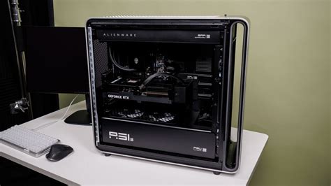 Alienware 18 Ares 51 2025 Review 的图像结果