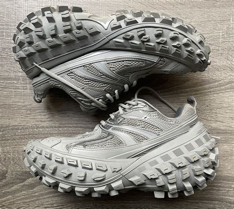 Balenciaga BALENCIAGA BOUNCER DEFENDER SNEAKER - GREY | Grailed