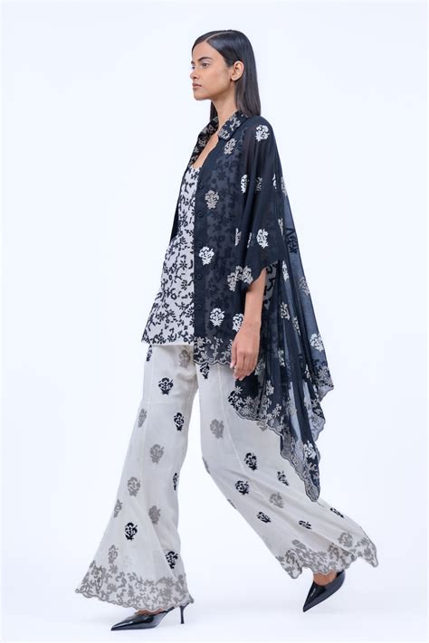 Peachoo - Ecru Beadwork Tank - Elahe