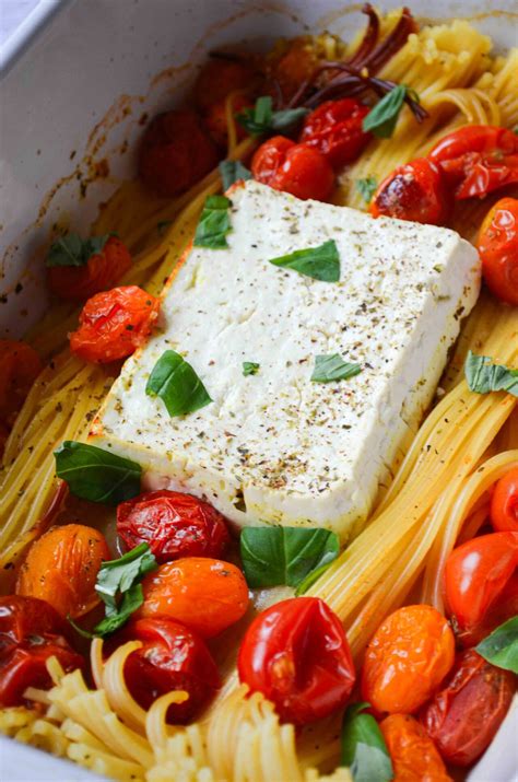 One Pot Pasta mit Feta und Tomaten - SchnelleHerdplatte