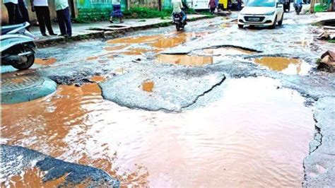 Deadline of works over, still it is impossible to even walk on roads in ...