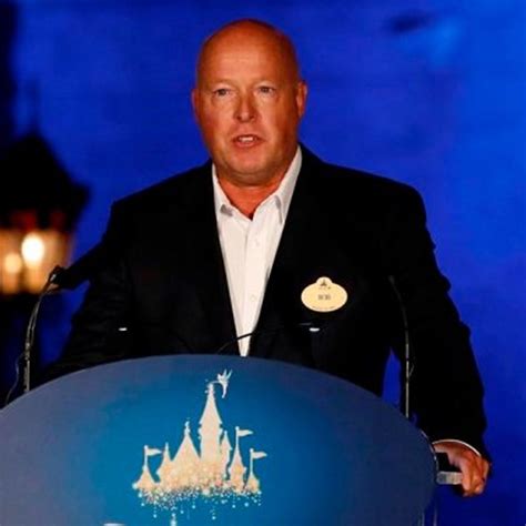 Disney's CEO outlines an early digital future strategy | Business Outreach