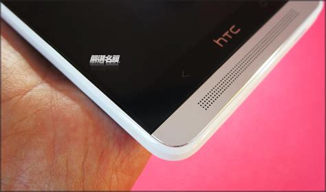HTC One Max clearest images leaked online, power button now on the ...