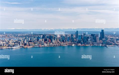 Seattle Aerial View 的图像结果
