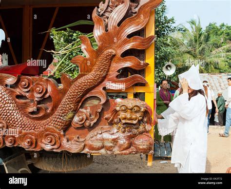 The religious rituals of Chinese funeral in Cambodia, Asia Stock Photo ...
