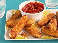 stick de mozzarella mozzarella sticks recipe giada de laurentiis food network stick de mozzarella mozzarella sticks recipe giada de laurentiis food network