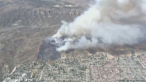 Sharp Fire contained in Simi Valley, evacuation orders lifted | KTLA
