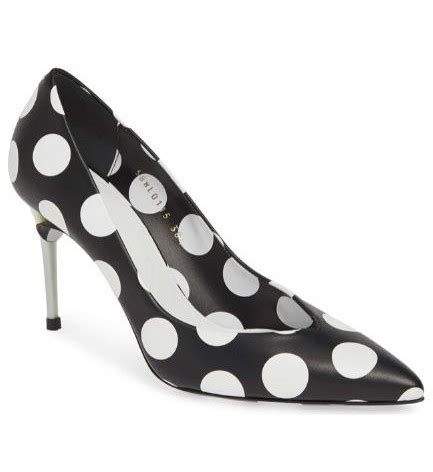 Trend Spotting: Polka Dots Are Dominating The Fashion Runway Yet Again ...