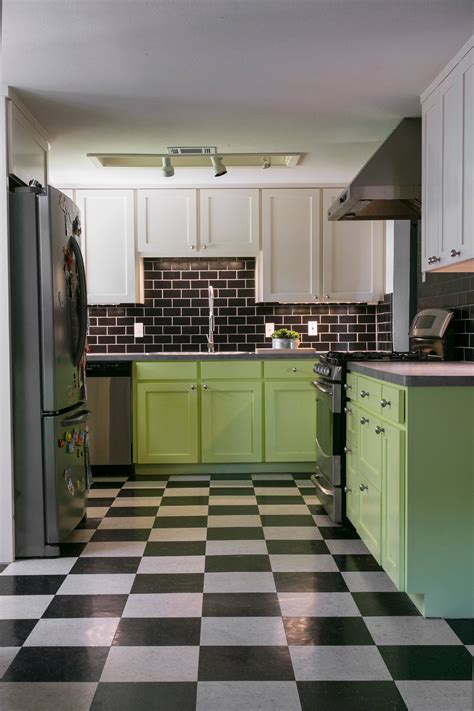 Black And White Checkered Floor Tile Kitchen | Floor Roma