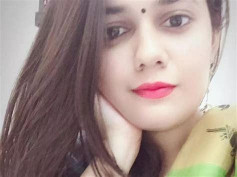 Priya Varrier Who? IAS Topper Tina Dabi Khan Takes The Internet By ...