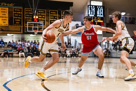 South Dakota Prep Media basketball polls for Jan. 13: SF Lincoln leaps ...