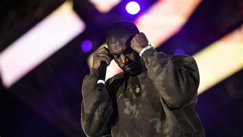 Kanye West publica la lista de las personas que “lo han traicionado ...