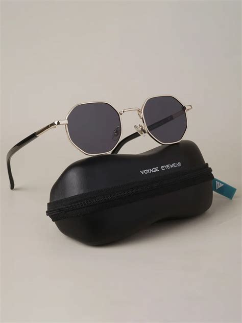 Voyage Unisex Black & Gold-Toned Lens & Round Sunglasses with UV ...