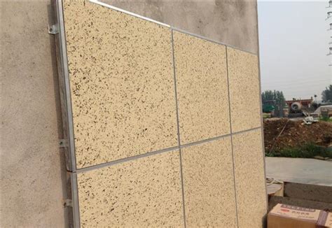 保温装饰一体板干挂和实贴的区别-宝润达外墙保温装饰一体板