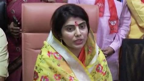 'Women can fulfil dreams post marriage': Rivaba Jadeja on Gujarat polls ...