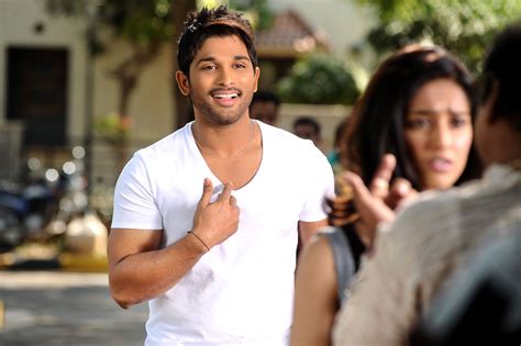 Allu Arjun's Julayi movie Latest Photos New Stills