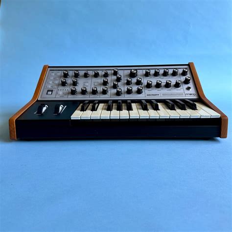 Moog Sub Phatty Analog Synthesizer w/Cool Extras - I Want That Guitar