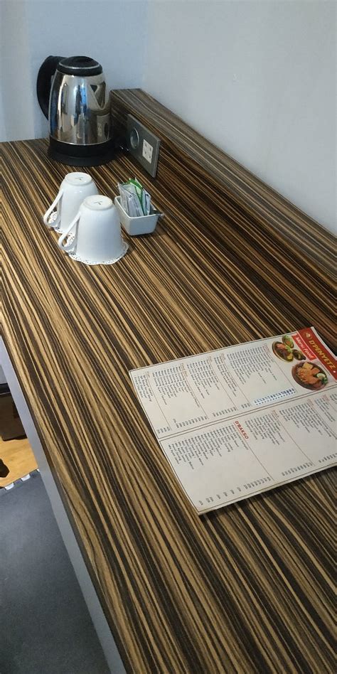 OYO 3743 GANIA HOTEL (Bandung) - Inn Reviews, Photos, Rate Comparison ...