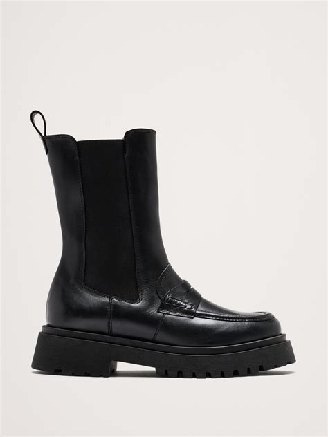 Italian Leather Penny Chelsea Boot | Banana Republic