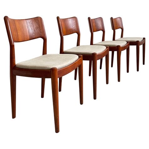 Set of 4 Vintage Scandinavian Mid-century Modern Teak Dining Chairs by ...