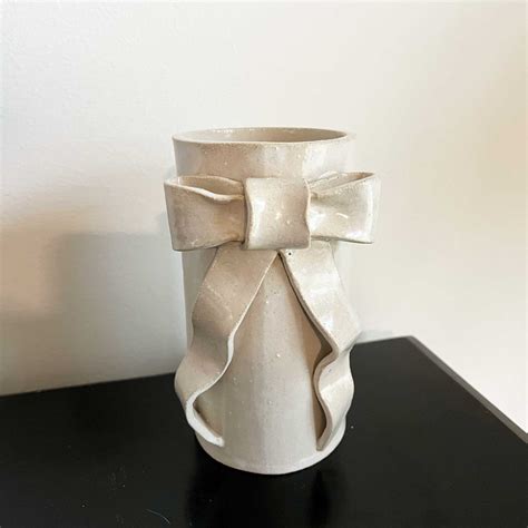 Ceramic Ribbon Bow Vase Medium - Etsy