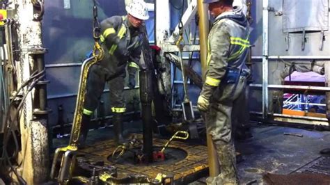 Maersk Oil Announces It Will Be Cutting 200 Jobs - VesselFinder