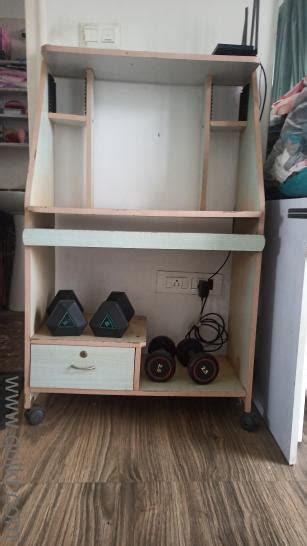 Computer Study Table Setup 的图像结果