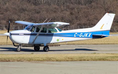 (C-GJKX) PRIVATE Cessna 172 by Mitchell Roetting | AeroXplorer Photo ...