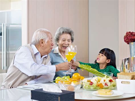 20 Korean Etiquette Tips You Need to Know (From a Korean)! | Your Local ...