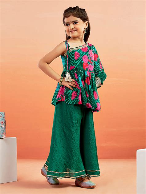 VASTRAMAY Girls' Green Kurta Palazzo Set – vastramay