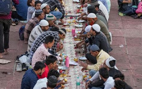 Shashi Tharoor slams Jamia's decision to 'remove' Thiruvananthapuram ...