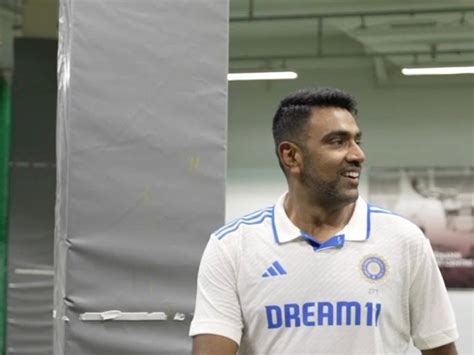 WATCH R Ashwin: साथियों और सहयोगी स्टाफ के साथ मस्ती?, बीसीसीआई ने शेयर ...