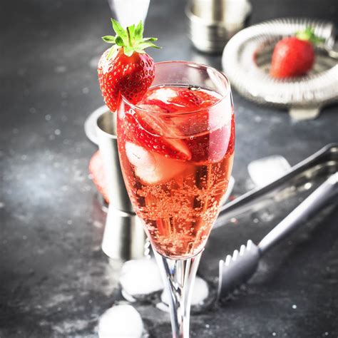 Champagne & Strawberries – Eroma